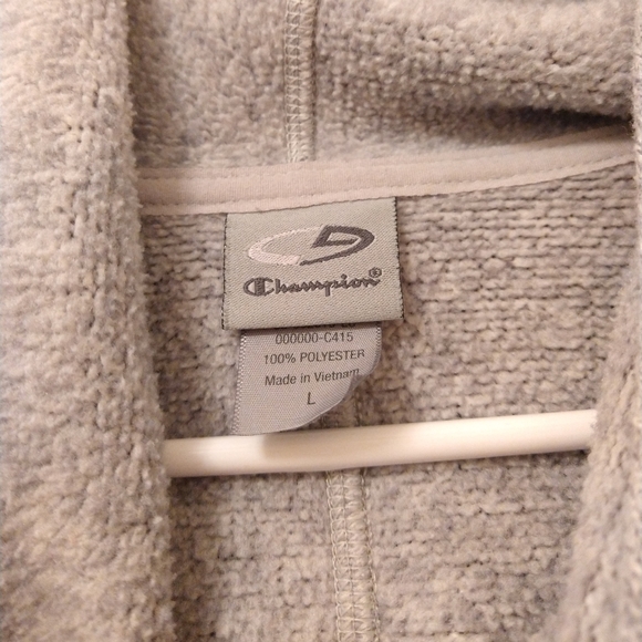 Cozy Champion pullover - Picture 7 of 8